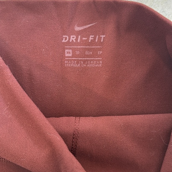 Nike Yoga Luxe 7” Short - Bronze Eclipse - Picture 4 of 6